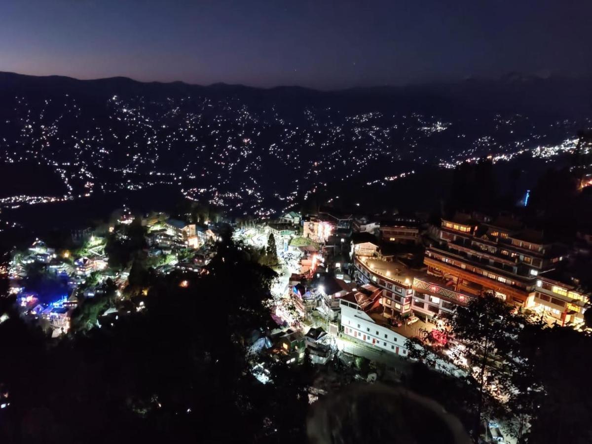 Mountain Chalet Darjeeling  Bagian luar foto